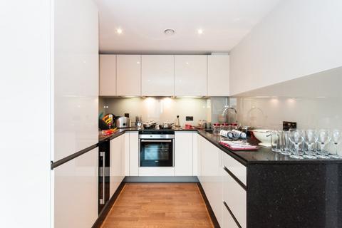 2 bedroom flat to rent, Whitechapel High Street, Aldgate, London, E1