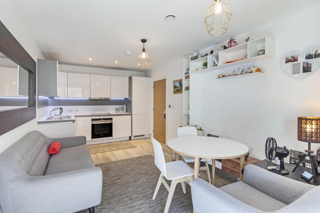 Apartment in London - View 2