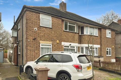 12 Reynolds Close, Carshalton, SM5 2AY