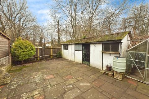 12 Reynolds Close, Carshalton, SM5 2AY
