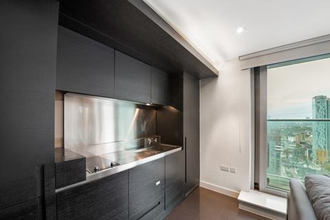 Studio to rent, West Tower, Pan Peninsula, 1 Pan Peninsula Square, Canary Wharf, E14