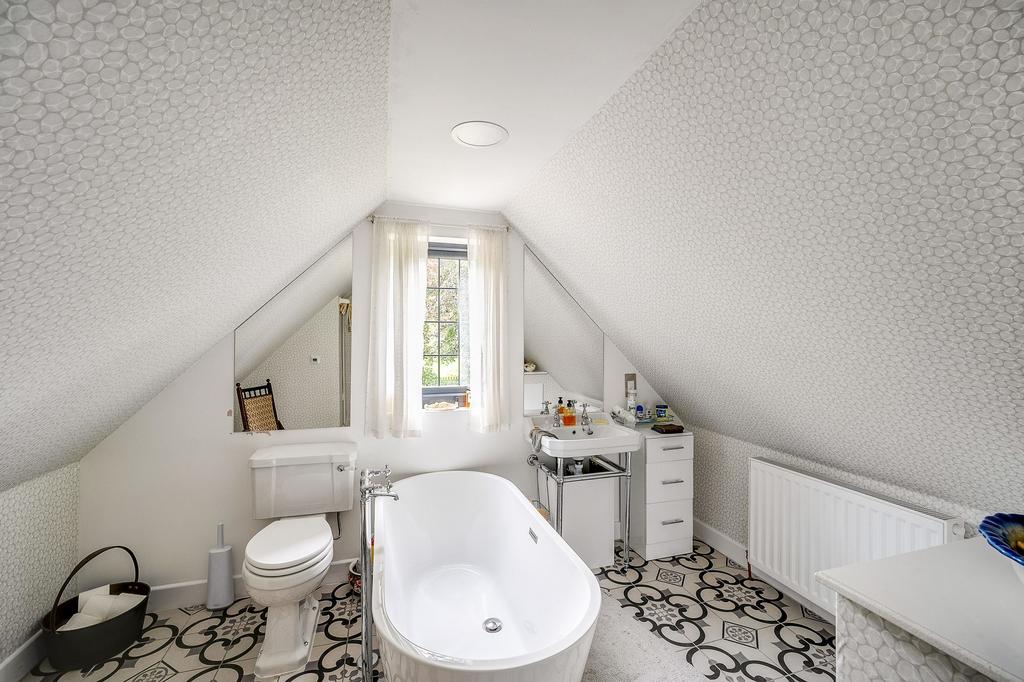 En Suite Bathroom