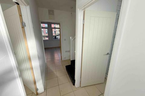 2 bedroom flat for sale, Caretakers Flat, Picton Arcade, SA1