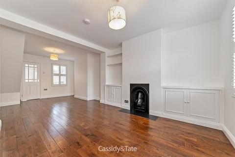 2 bedroom terraced house to rent, Upper Culver Road, St Albans