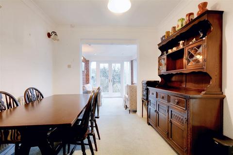 3 bedroom detached house for sale, Weaverthorpe Road, Woodthorpe, Nottingham