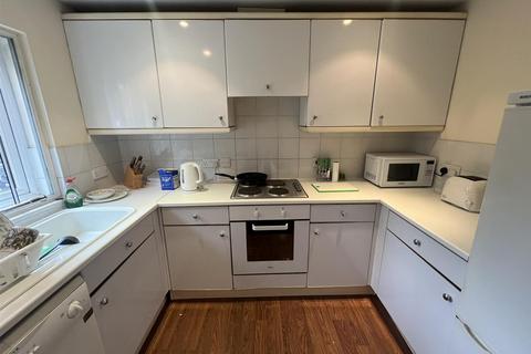 1 bedroom apartment to rent, Hamlet Square, London