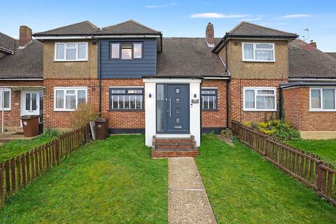 2 bedroom terraced house for sale, Madden Avenue, Chatham ME5