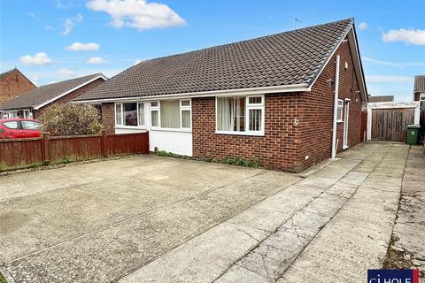 2 bedroom bungalow for sale, Mayfield Drive, Hucclecote, Gloucester, GL3