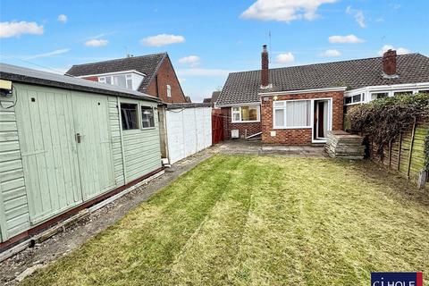 2 bedroom bungalow for sale, Mayfield Drive, Hucclecote, Gloucester, GL3