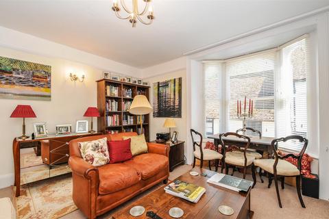 2 bedroom end of terrace house for sale, Tarrant Street, Arundel