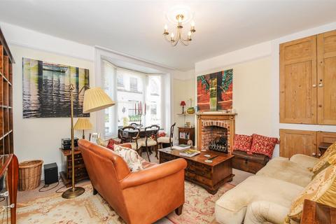 undefined, Tarrant Street, Arundel
