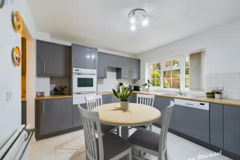 4 bedroom detached house for sale, Cumberland Close, Aylesbury, Buckinghamshire