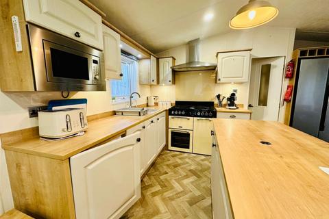 2 bedroom holiday park home for sale, The Fairway, Sandown, Isle of Wight PO36