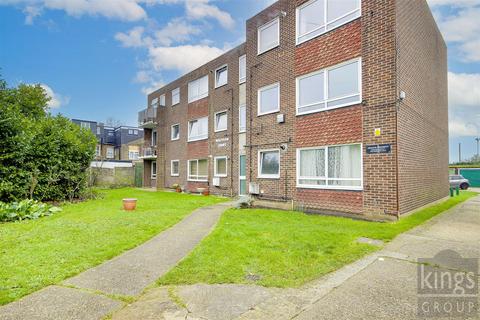 2 bedroom apartment for sale, Garner Road, Walthamstow