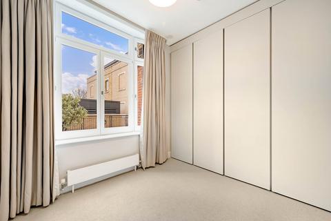 1 bedroom flat to rent, Duke Of York Square, SW3