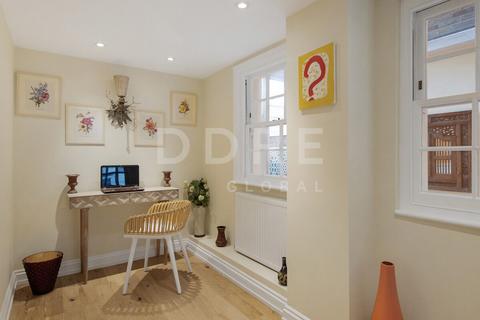 3 bedroom townhouse for sale, Danvers Street, London, SW3