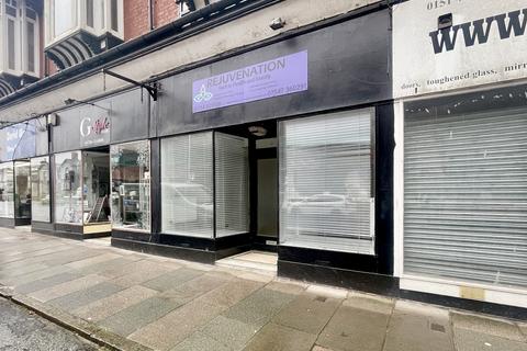 Shop to rent, Southport PR8