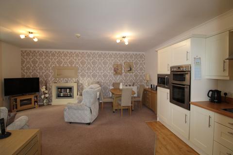 2 bedroom flat for sale, Oakbridge Drive, Buckshaw Village PR7