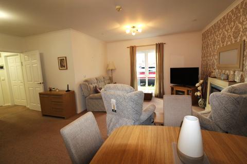 2 bedroom flat for sale, Oakbridge Drive, Buckshaw Village PR7