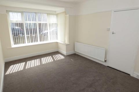 2 bedroom apartment to rent, Wooler Avenue, North Shields