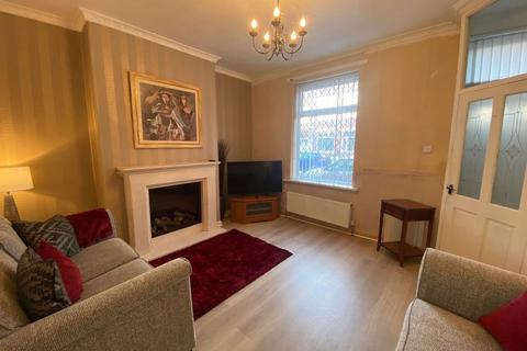 2 bedroom terraced house for sale, 48 Denton Lane, Chadderton, OL9 8PU