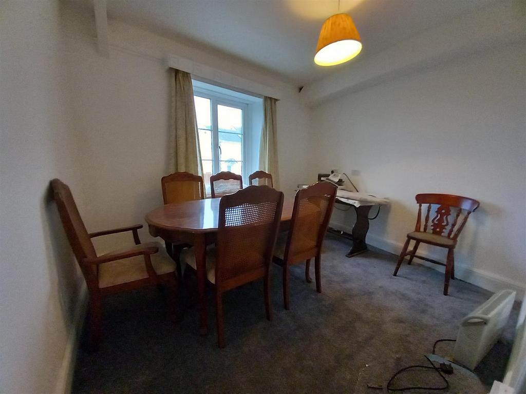 Green Dragon Dining Room.jpg