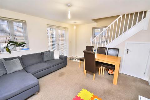 2 bedroom end of terrace house to rent, Ashby Street, Priors Hall Park NN17