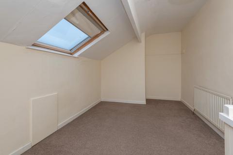 2 bedroom terraced house to rent, Sowood Street, Leeds LS4