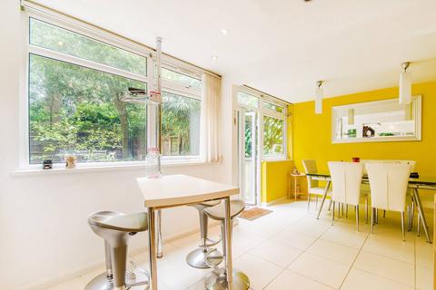 4 bedroom end of terrace house for sale, Roxeth Hill, Harrow on the Hill, Harrow, HA2