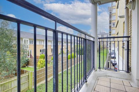 2 bedroom flat for sale, Susan Constant Court, Docklands E14