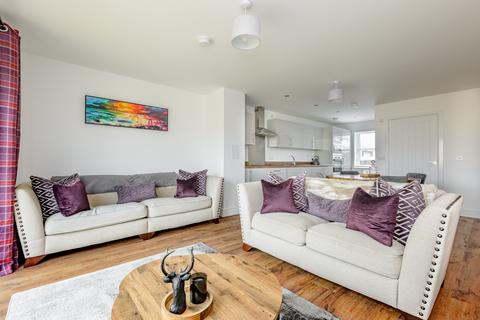 55 Shiel Hall Circle, Rosewell, EH24 9DE