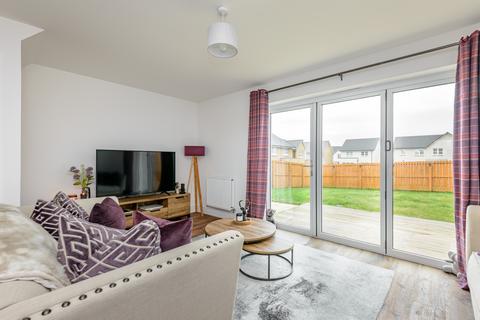 55 Shiel Hall Circle, Rosewell, EH24 9DE