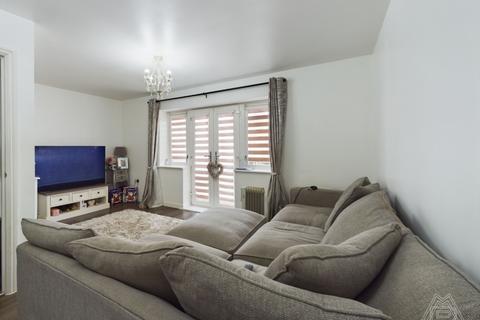 6 Marshfoot Close, Aveley, South Ockendon, RM15 4DW