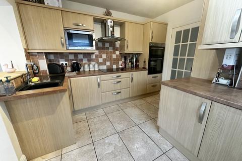 3 bedroom semi-detached house for sale, Fleetwood Road North, Thornton FY5