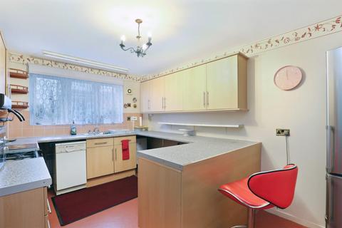 3 bedroom house for sale, Hanover Park, London