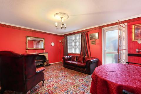 3 bedroom house for sale, Hanover Park, London