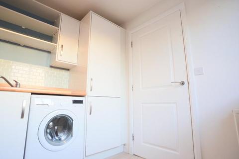 2 bedroom flat to rent, Flaxmill Place, Bonnington, Edinburgh, EH6