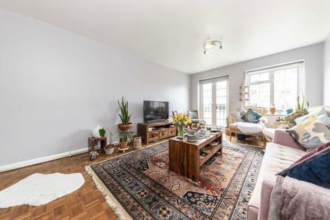 2 bedroom flat for sale, St. Peters Way, London W5