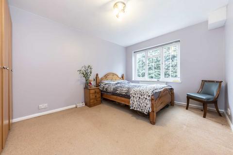 2 bedroom flat for sale, St. Peters Way, London W5