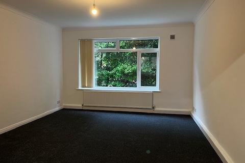 1 bedroom apartment to rent, The Avenue, Worcester Park KT4