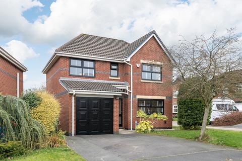 4 bedroom detached house for sale, Bellflower Close, Clayton-le-Woods PR25