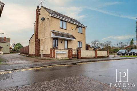 3 bedroom detached house for sale, Mill Lane, Walton On The Naze