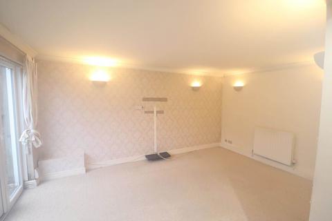 3 bedroom link detached house to rent, Alford Road, High Wycombe HP12