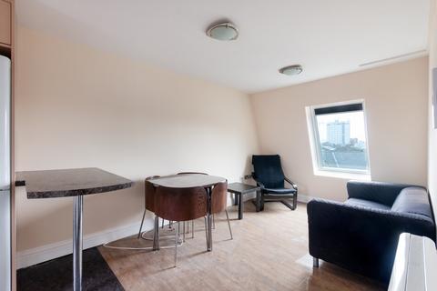 1 bedroom flat to rent, Studland Street, Hammersmith  W6