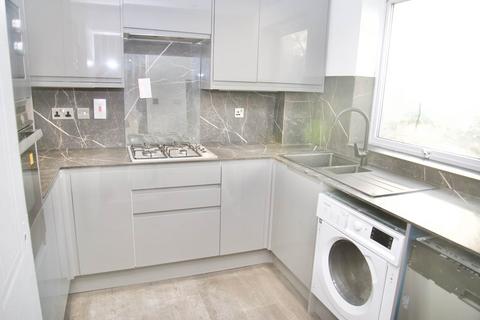 4 bedroom townhouse for sale, Erebus Drive, Thamesmead West, SE28 0GG