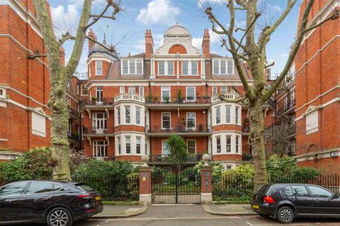 3 bedroom flat to rent, Fitzgeorge Avenue, London, W14