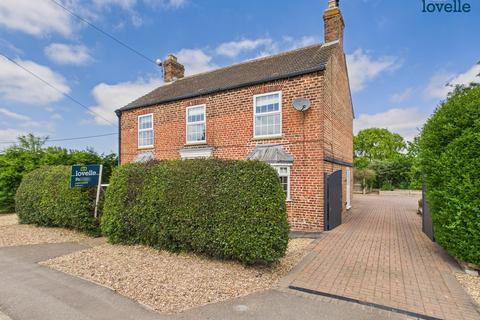 Caistor Road, North Kelsey Moor, LN7