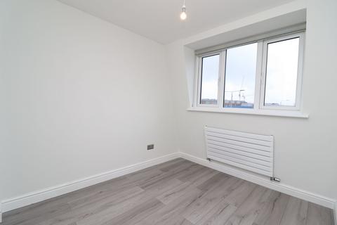 1 bedroom apartment to rent, Lower Road, Surrey Quays SE16