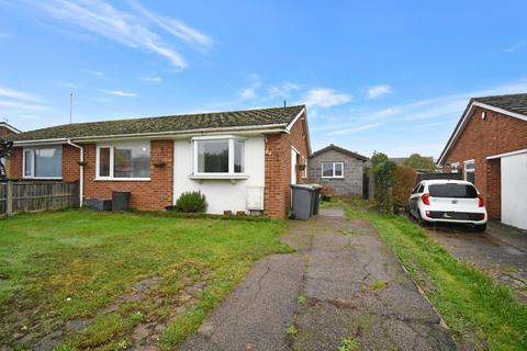 4 bedroom semi-detached bungalow for sale, Cause End Road, Wootton, Bedford, MK43