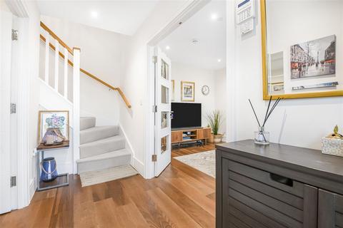 4 bedroom townhouse for sale, Champlain Street, Reading